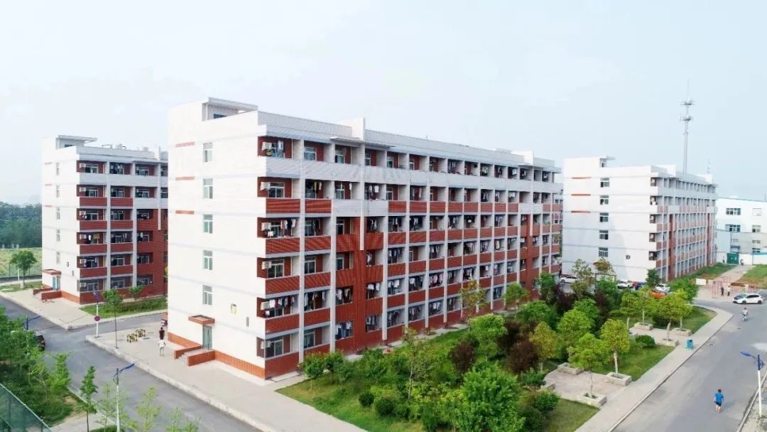 鄭州科技學院