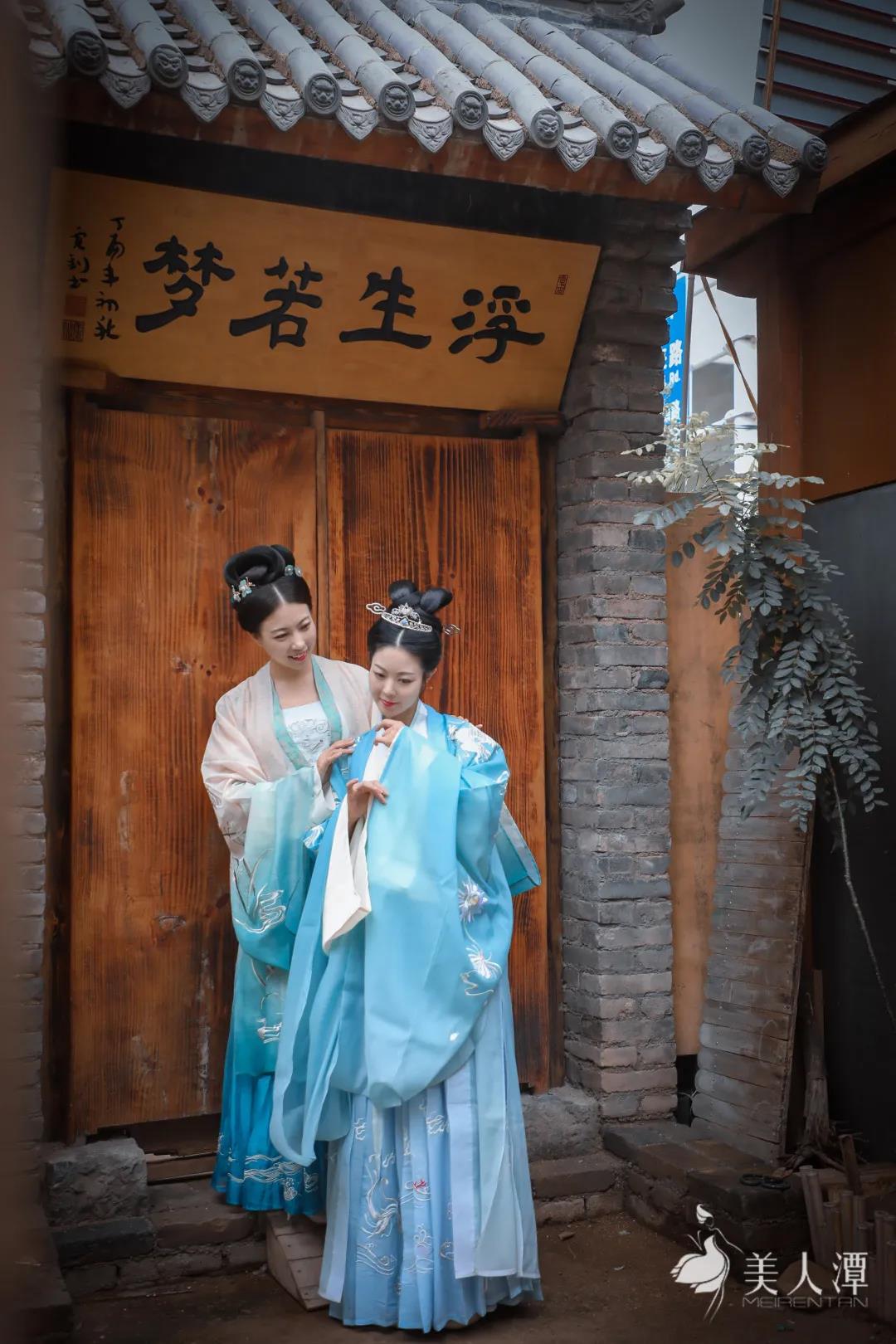 美人潭|創業女神 浮生若夢漢服體驗館創始人藍尋＆若菱：雙生同袍，攜手共榮