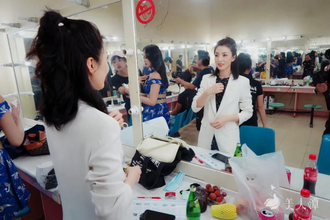 美人潭|文藝女神 河南衛視武林風欄目主持人韓艷：搏擊擂臺旁的自我博弈