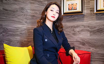 美人潭|創業女神 鹿先生奇遇記
