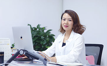 美人潭|職場女神 統一企業中原禮品營銷部市場傳媒總監王琳：人生不被定義