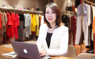 美人潭|創業女神 薛琹：新型社交，得體比美麗更重要