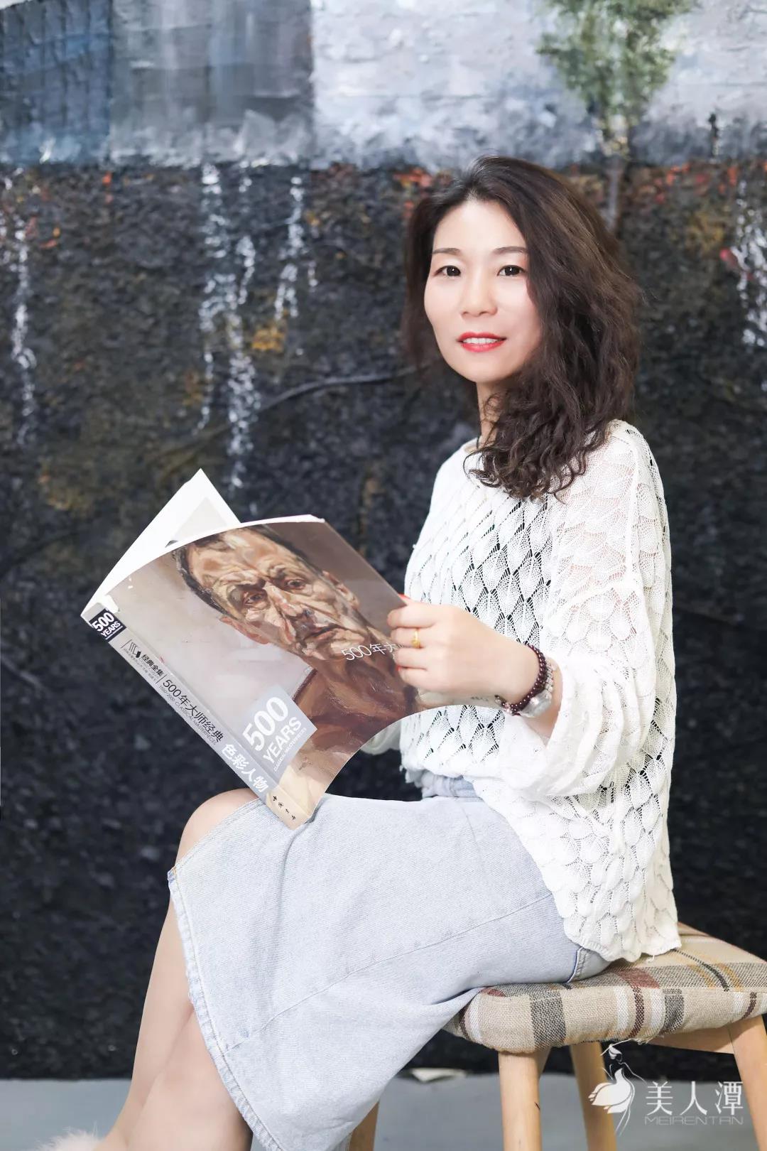 美人潭|文藝女神 自由插畫師袁小真：藏進彩色泡泡里的女人