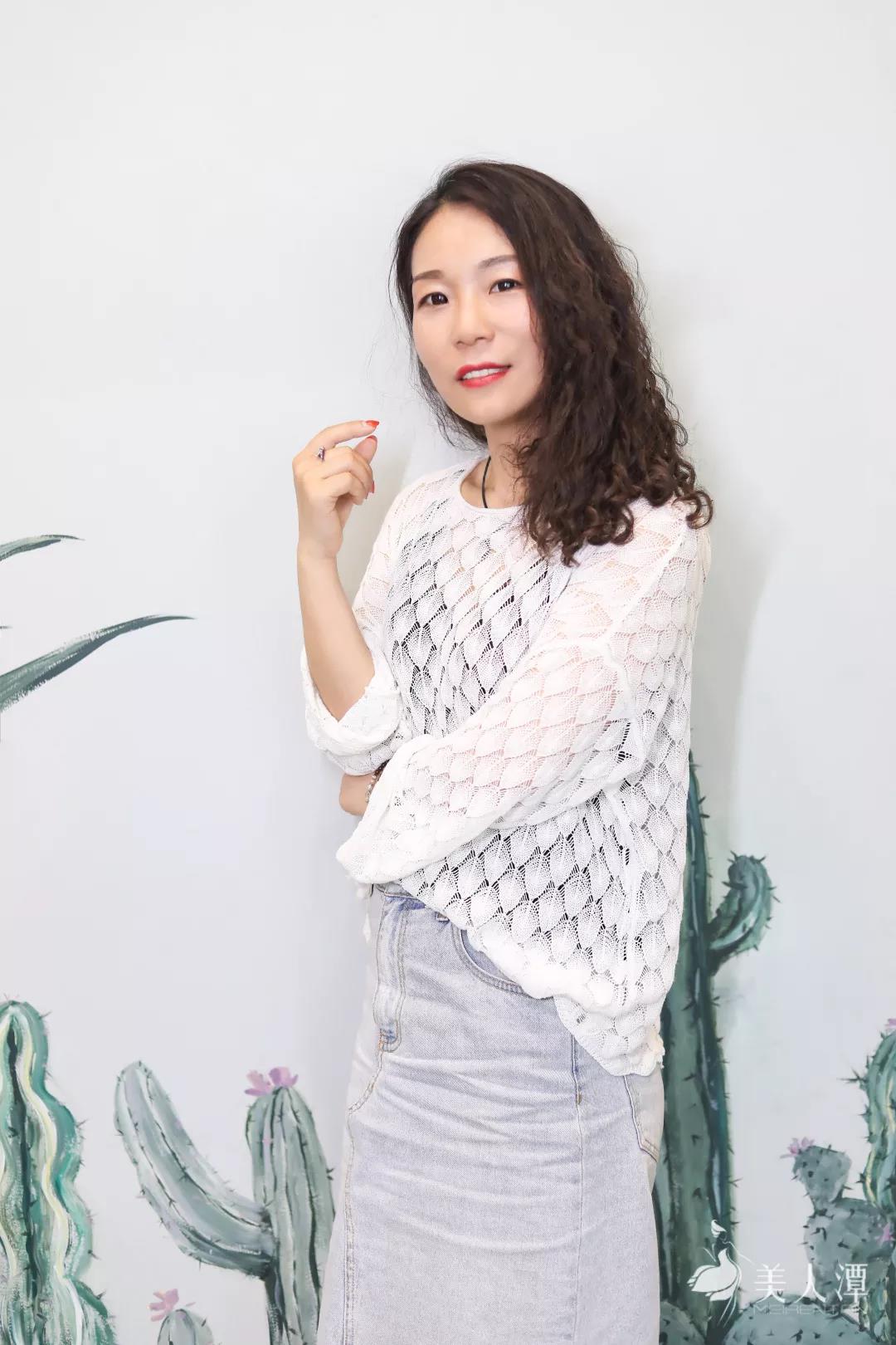 美人潭|文藝女神 自由插畫師袁小真：藏進彩色泡泡里的女人