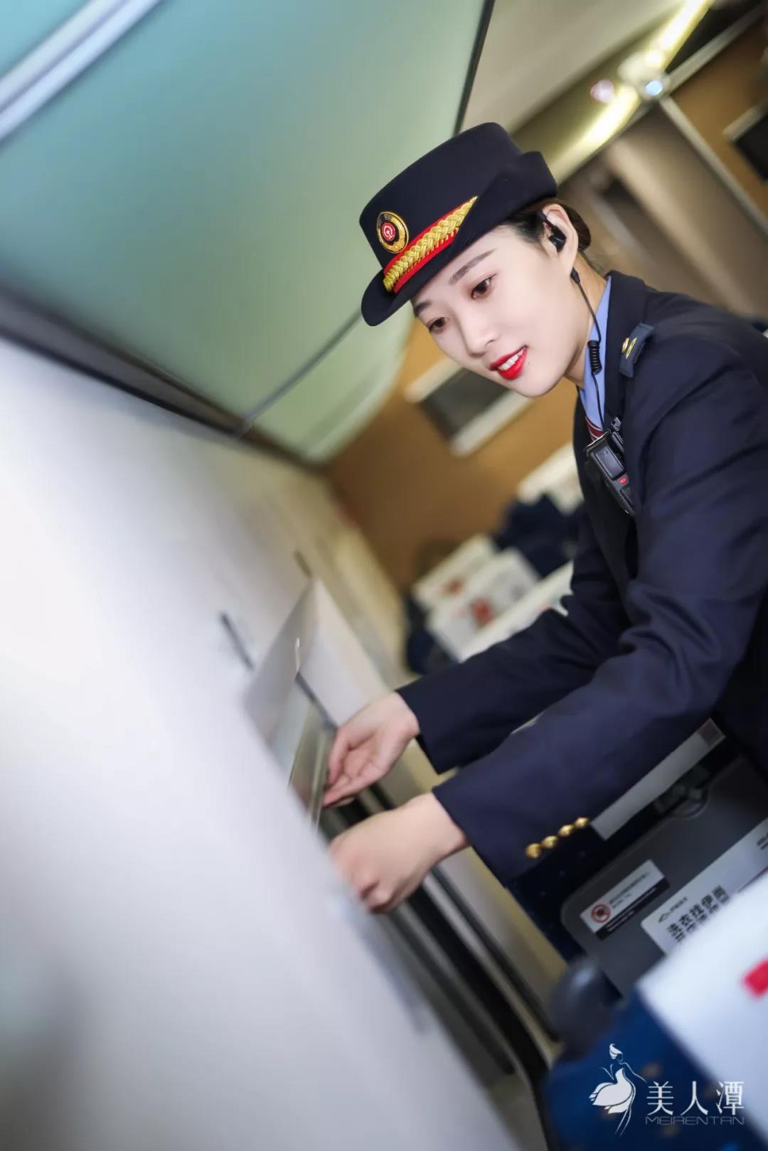 美人潭|職場女神 京焦一組列車長鄭虹：和鐵路一起長大的孩子